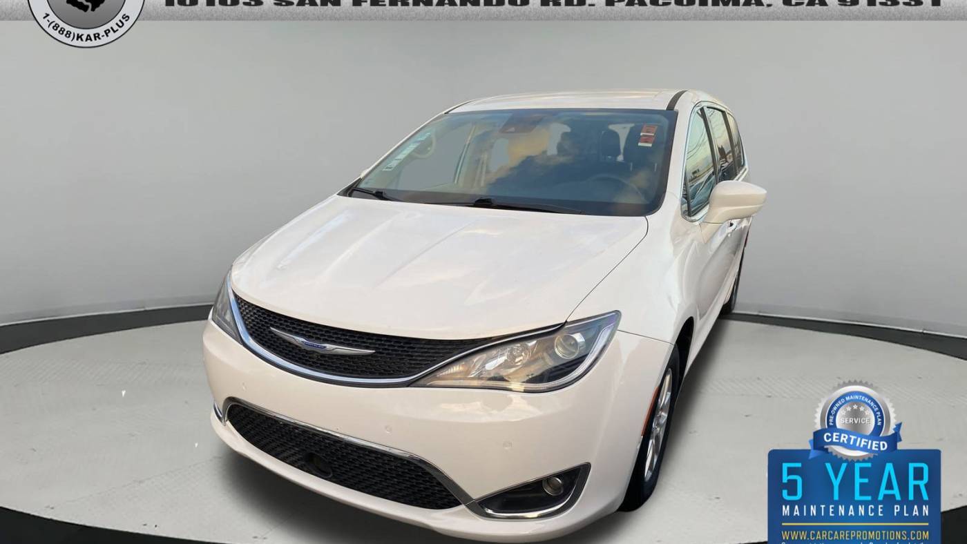 2020 Chrysler Pacifica Touring — Minivan — 86,576 mi — Pacoima, CA