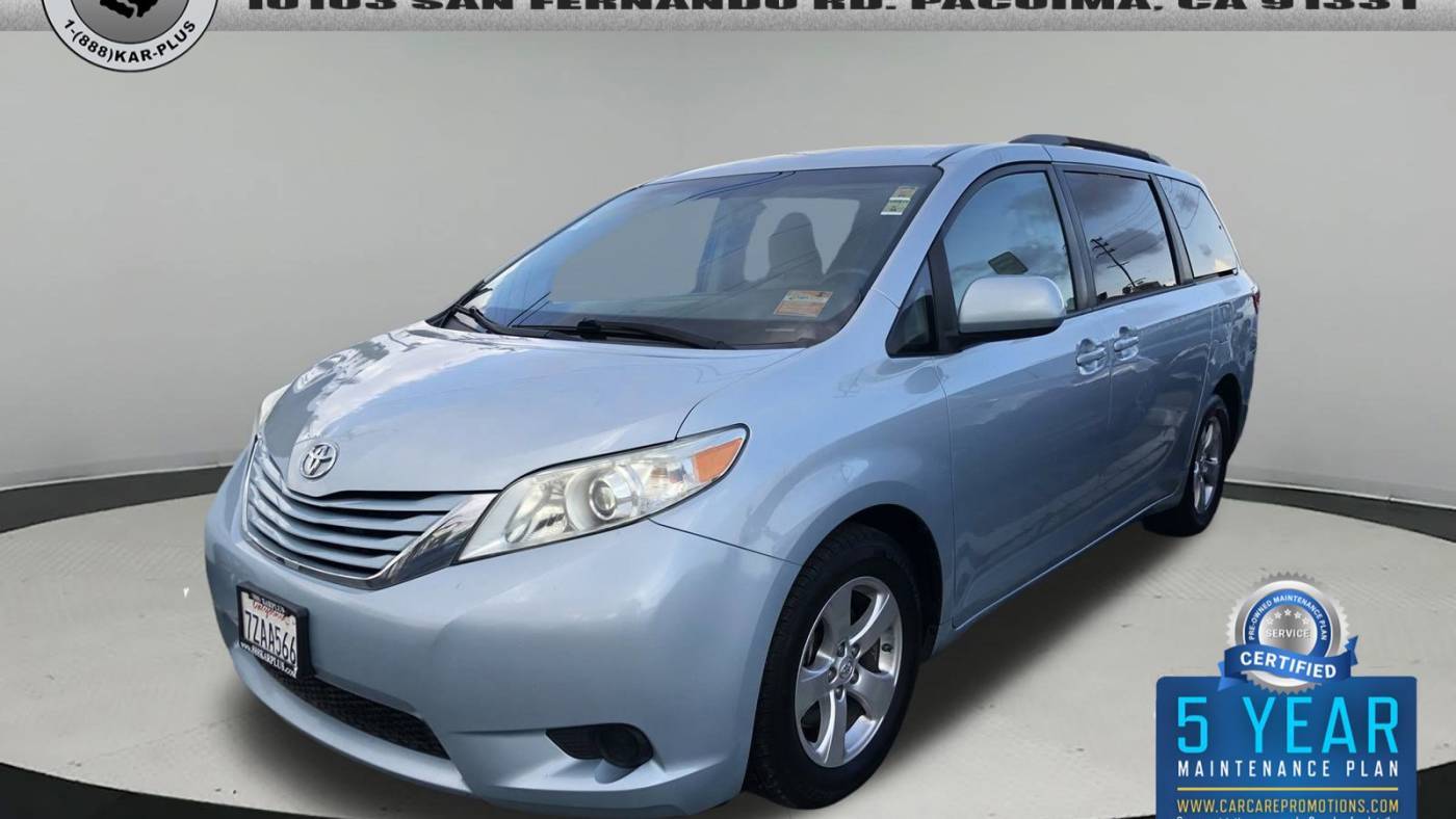 2017 Toyota Sienna LE — Minivan — 110,608 mi — Pacoima, CA