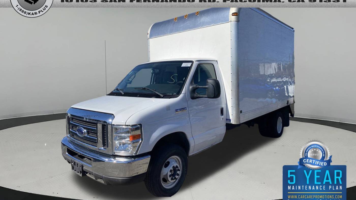 2017 Ford E-Series Cutaway E-350 — Chassis Cab Truck — 84,138 mi — Pacoima, CA