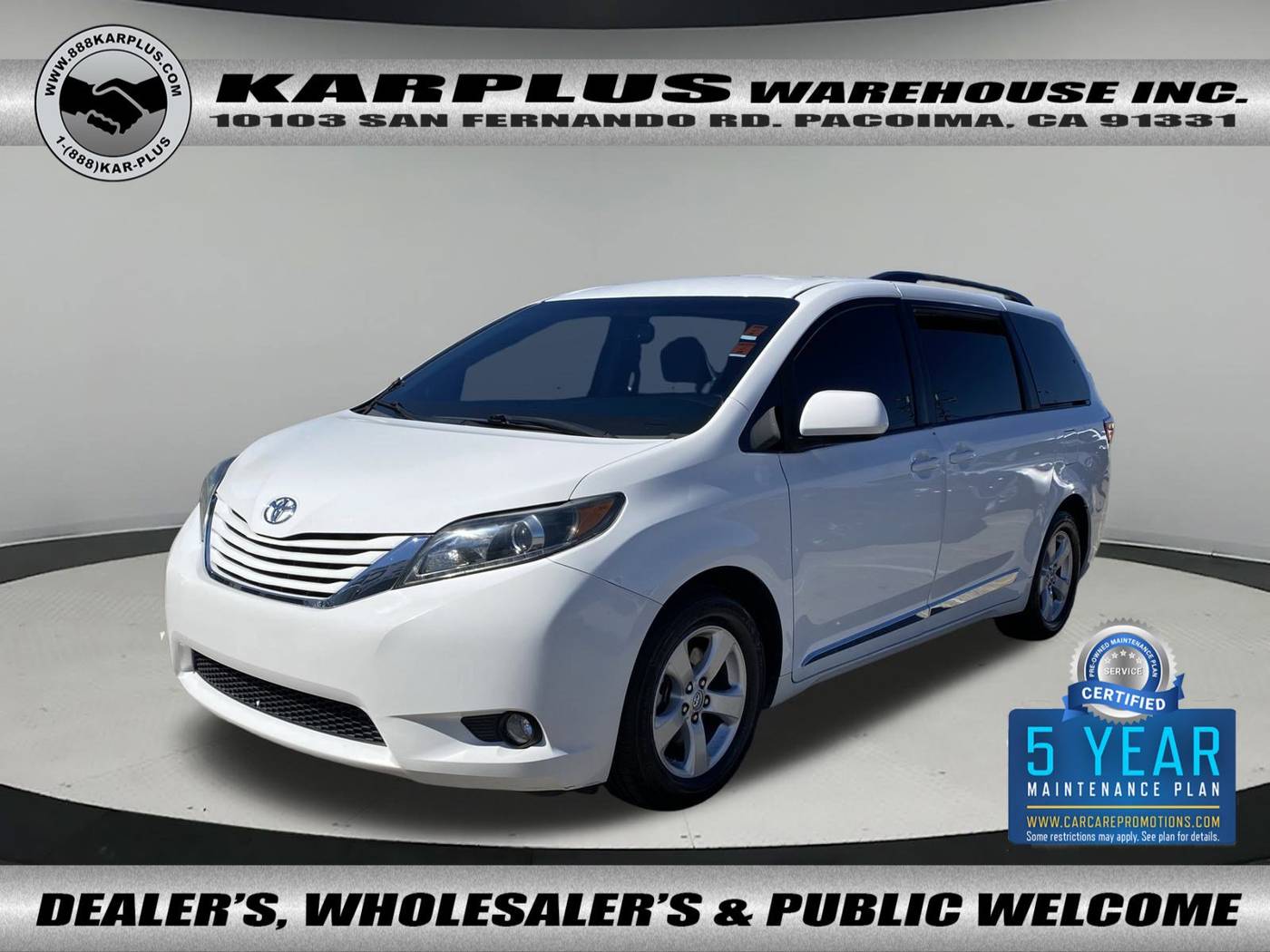 2017 Toyota Sienna LE — Minivan — 82,610 mi — Pacoima, CA
