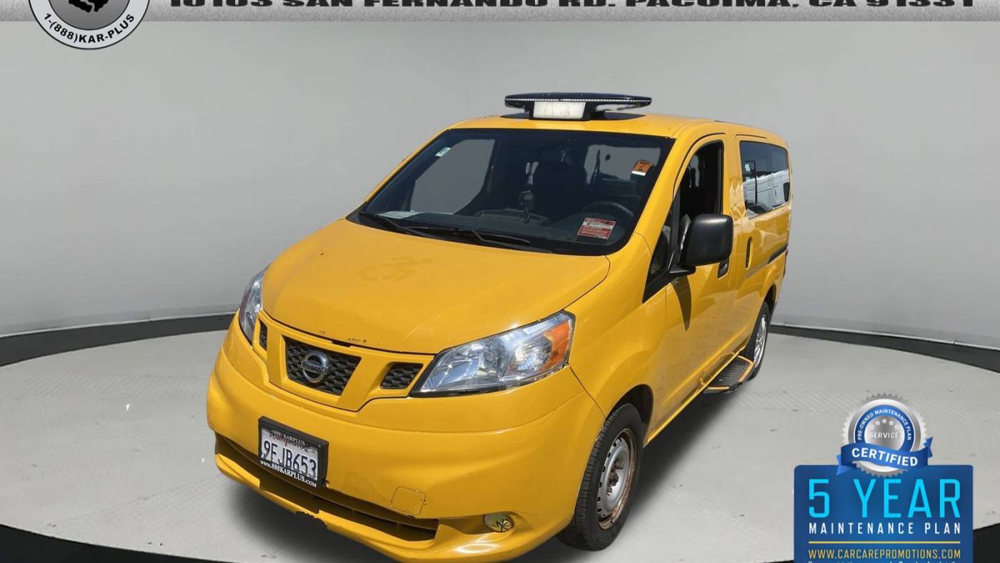 2016 Nissan NV200 Taxi Base — Passenger Van — 145,298 mi — Pacoima, CA
