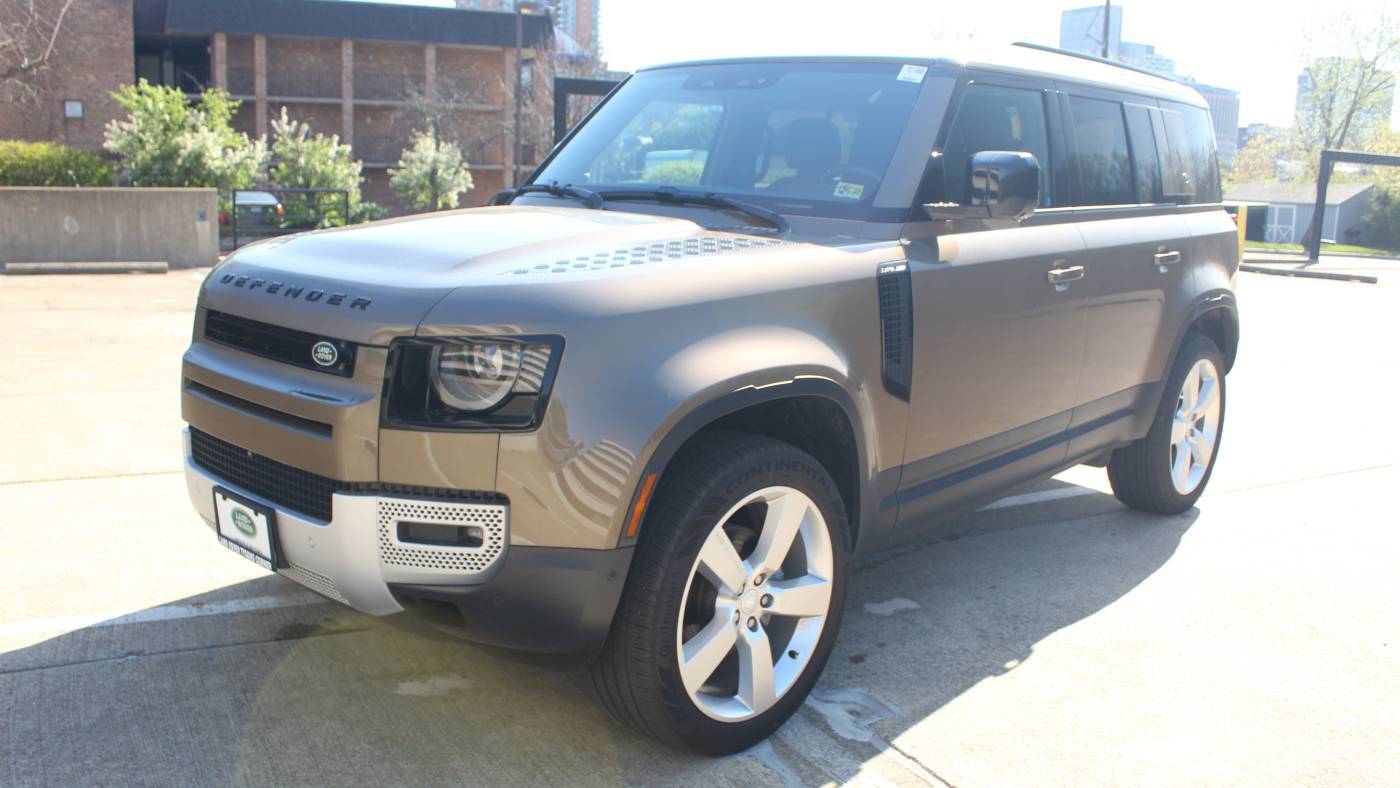 2024 Land Rover Defender 110 P300 S