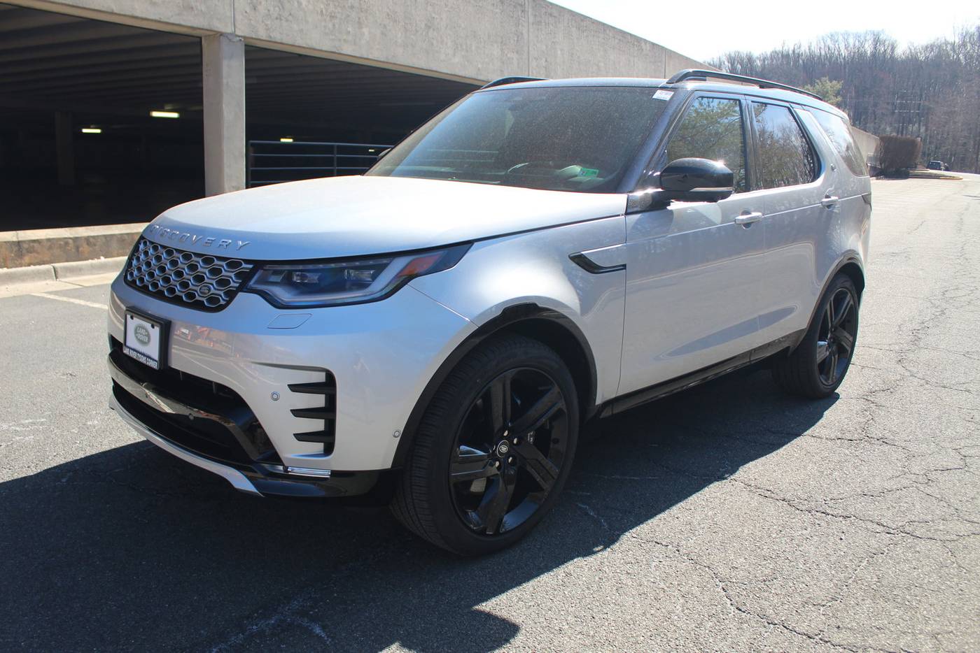 2024 Land Rover Discovery Metropolitan Edition — SUV — 4,225 mi — Vienna, VA