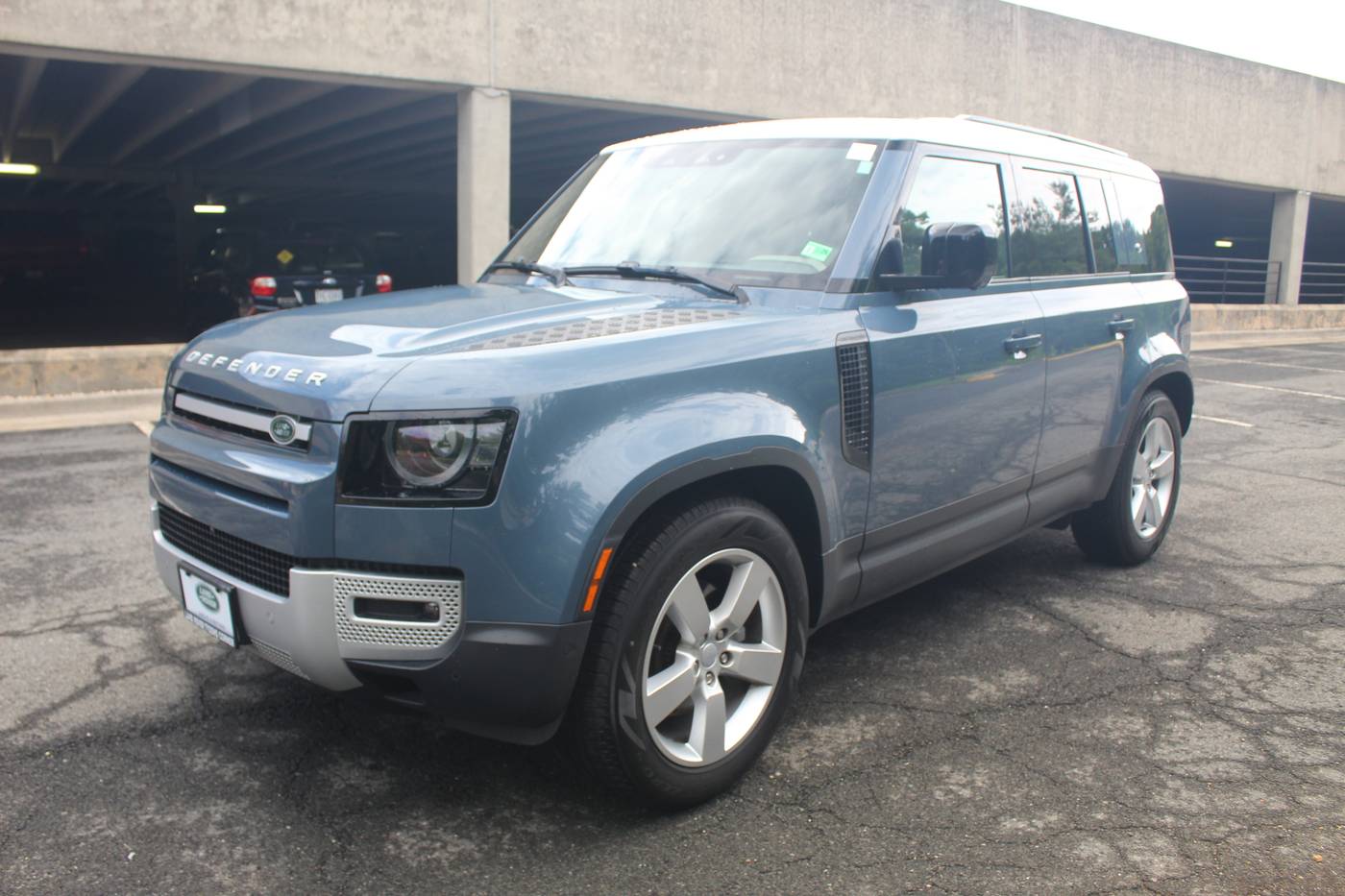 2024 Land Rover Defender S — SUV — 9,444 mi — Vienna, VA