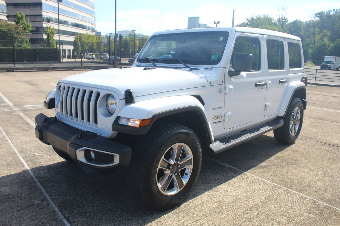 2022 Jeep Wrangler Sahara — SUV — 61,685 mi — Vienna, VA