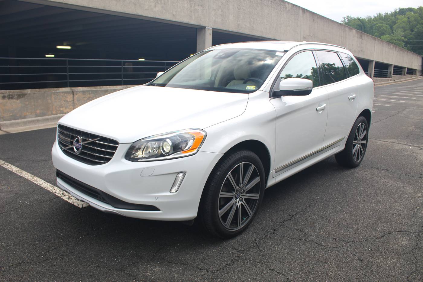 2017 Volvo XC60 Inscription — SUV — 67,195 mi — Vienna, VA