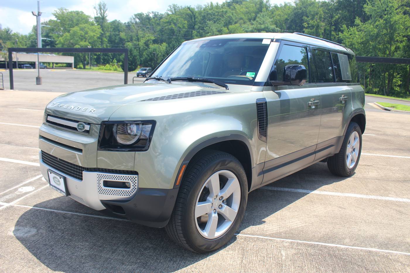 2025 Land Rover Defender S — SUV — 8,475 mi — Vienna, VA