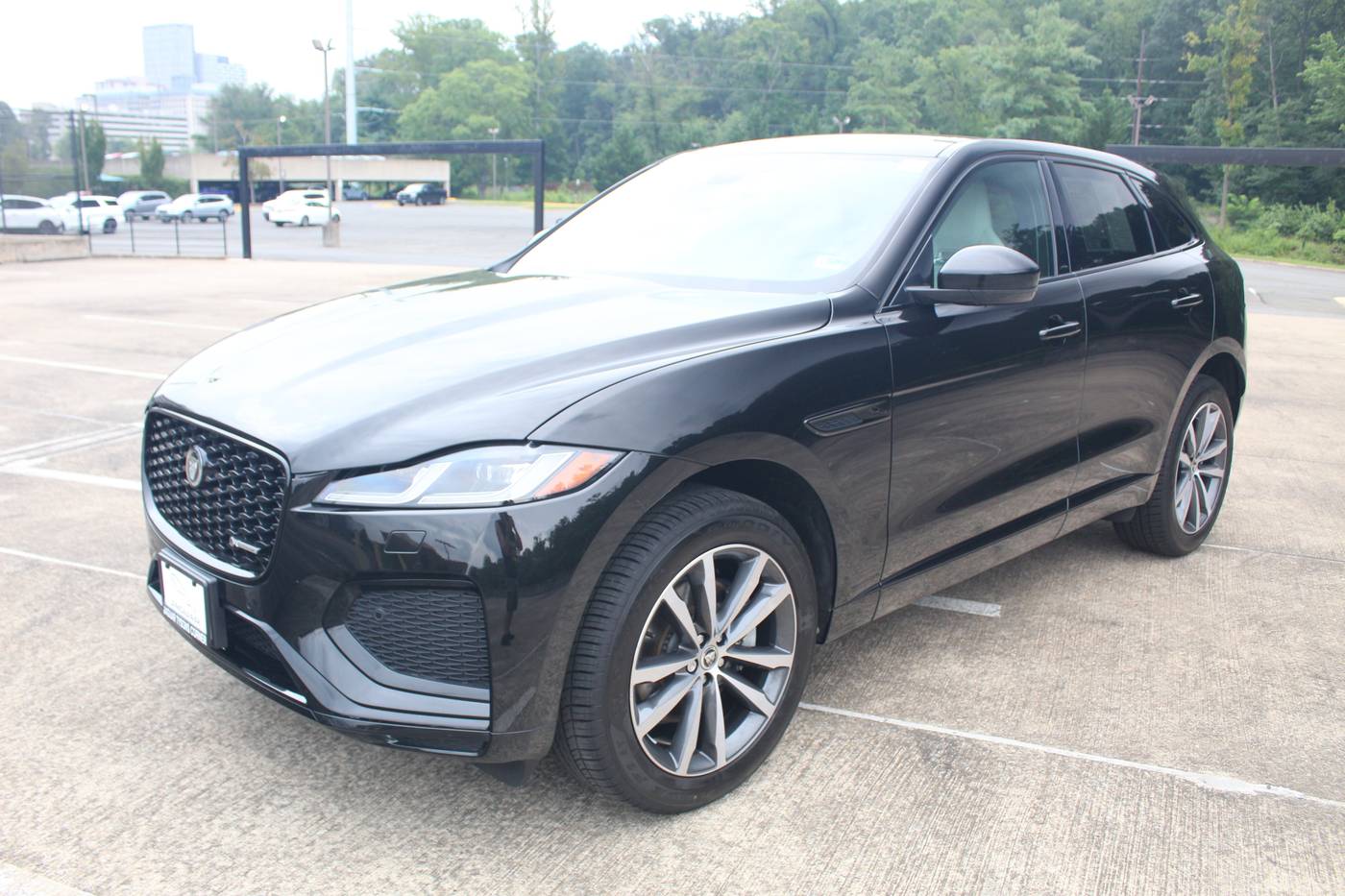 2025 Jaguar F-PACE R-Dynamic S — SUV — 4,216 mi — Vienna, VA