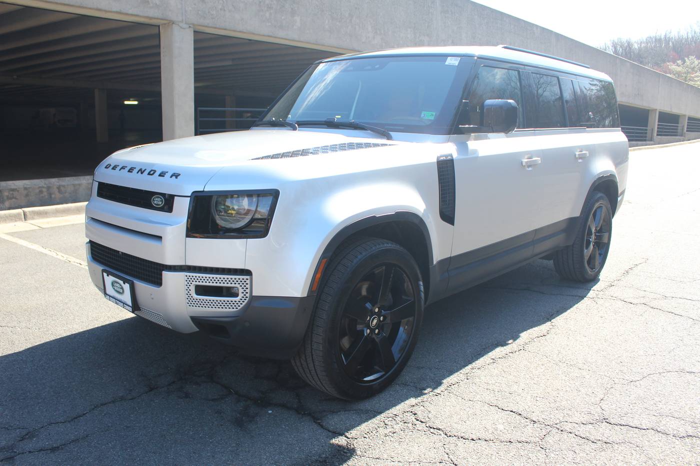 2024 Land Rover Defender S — SUV — 6,073 mi — Vienna, VA