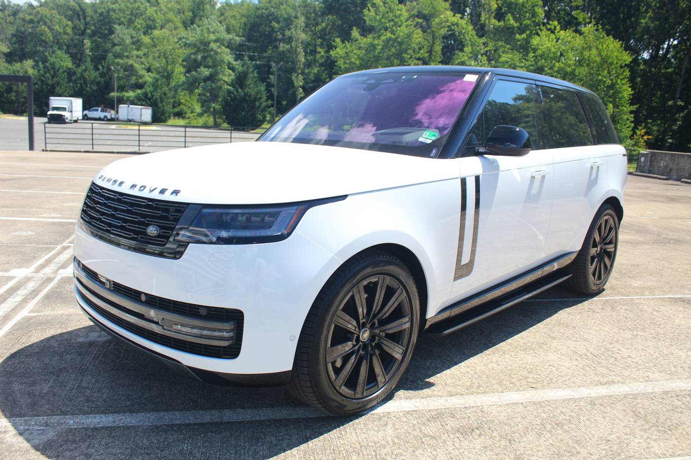2023 Land Rover Range Rover SE — SUV — 21,839 mi — Vienna, VA