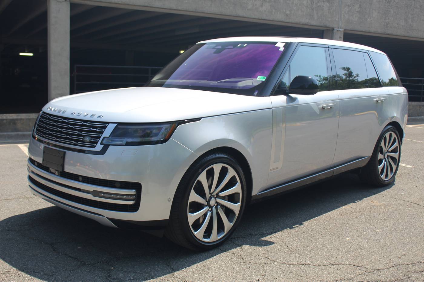 2023 Land Rover Range Rover Autobiography — SUV — 16,917 mi — Vienna, VA
