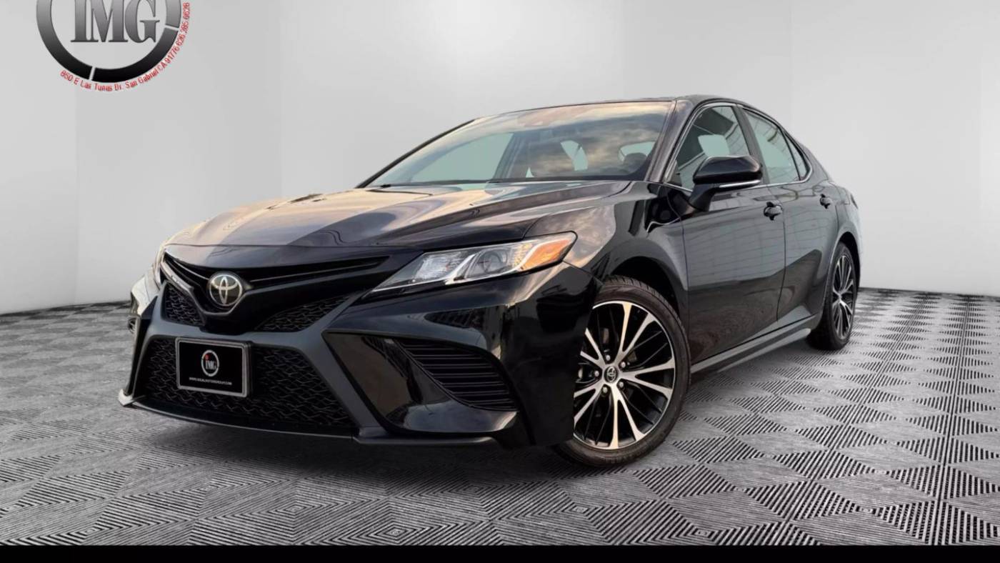 2020 Toyota Camry SE — Sedan — 32,554 mi — San Gabriel, CA