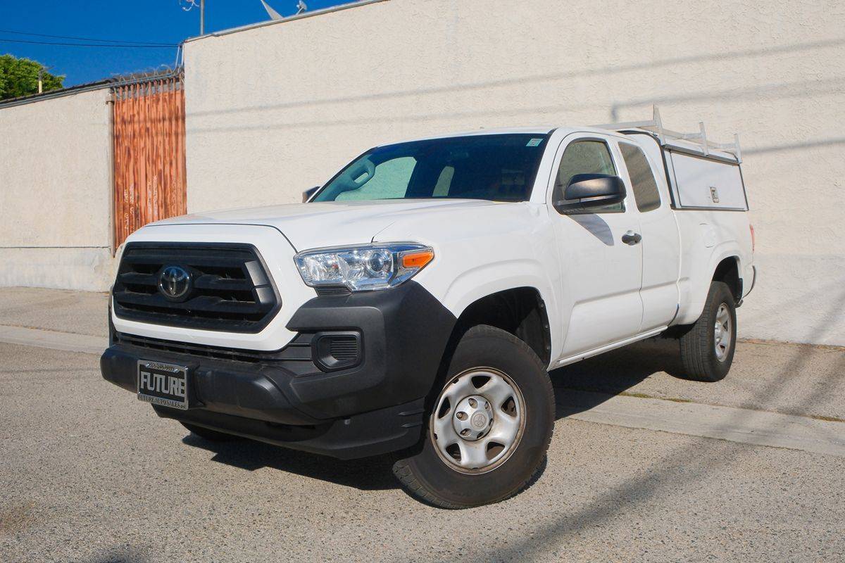 2022 Toyota Tacoma SR — Pickup Truck — 85,733 mi — Glendale, CA