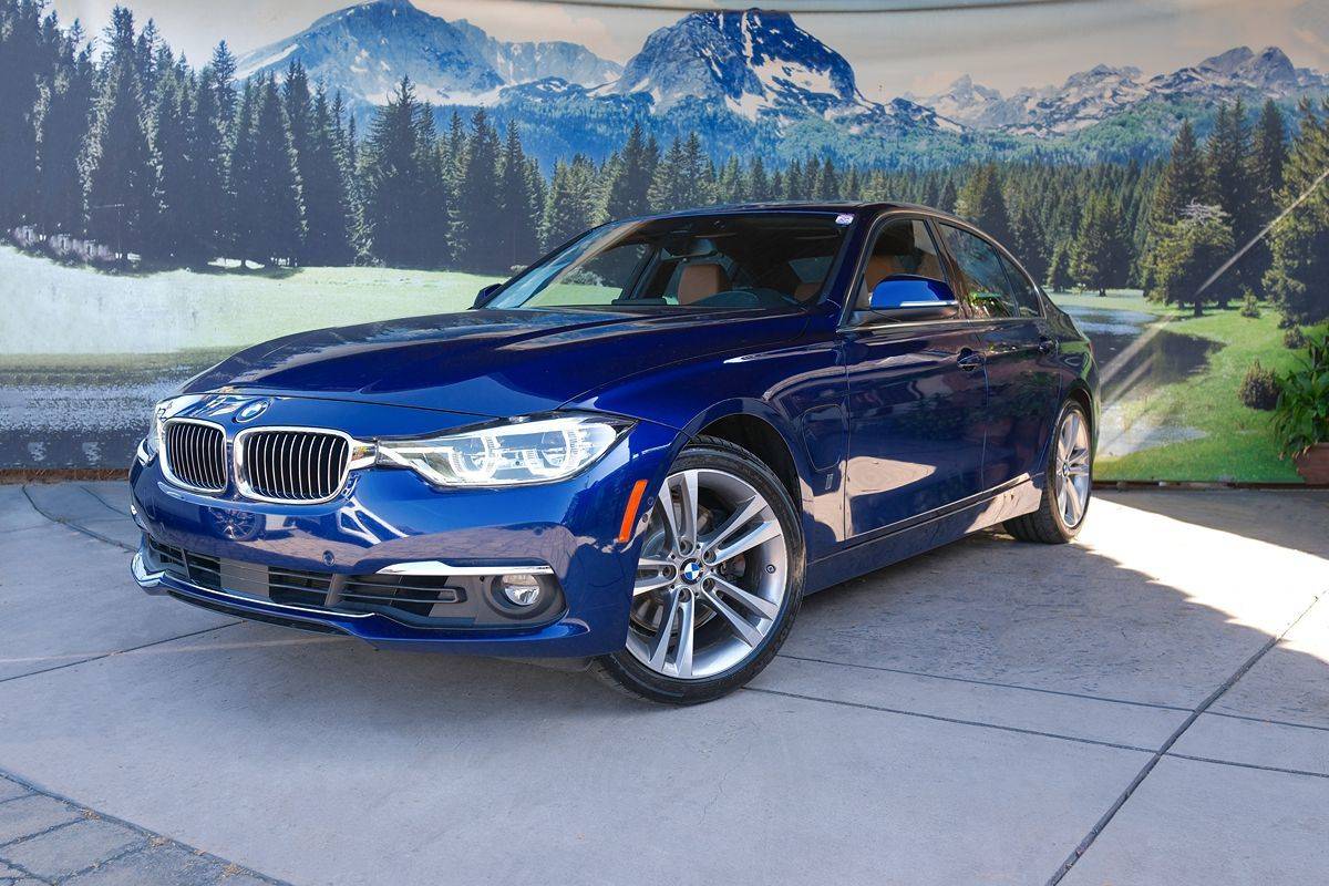 2017 BMW 3 Series 330e
