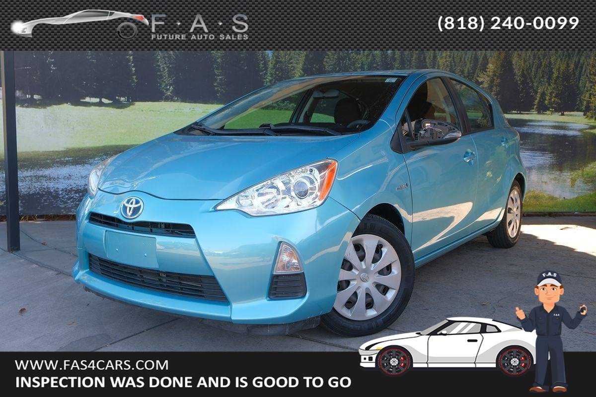 2013 Toyota Prius c Three — Hatchback — 65,317 mi — Glendale, CA
