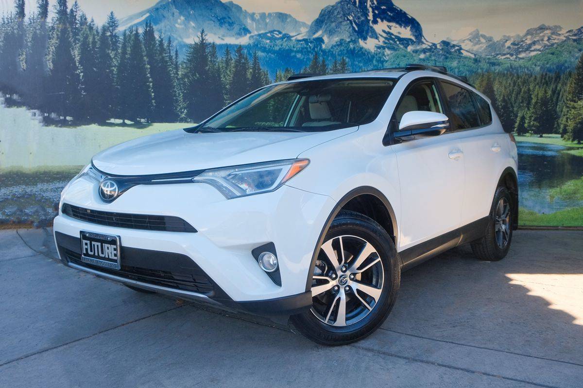 2018 Toyota RAV4 XLE — SUV — 154,944 mi — Glendale, CA