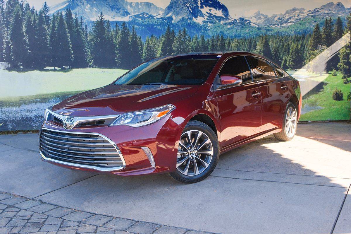 2018 Toyota Avalon XLE — Sedan — 49,740 mi — Glendale, CA