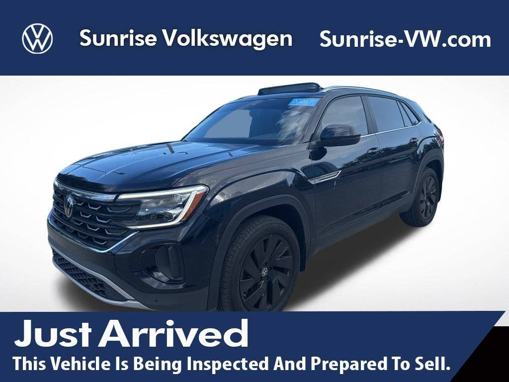 2024 Volkswagen Atlas Cross Sport SE with Technology — SUV — 8,258 mi — Fort Pierce, FL