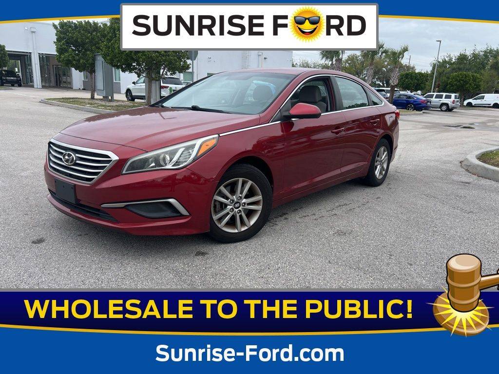 2016 Hyundai Sonata SE — Sedan — 143,435 mi — Fort Pierce, FL