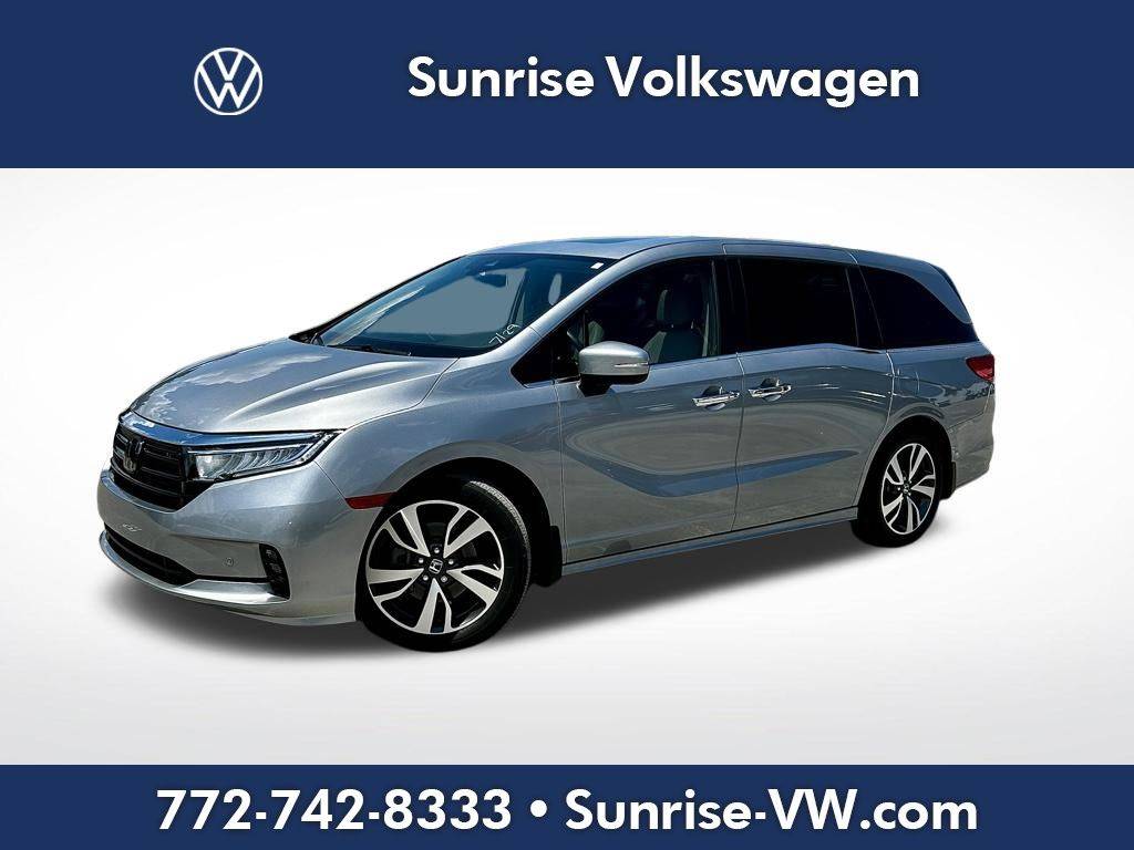 2023 Honda Odyssey Touring — Minivan — 24,013 mi — Fort Pierce, FL