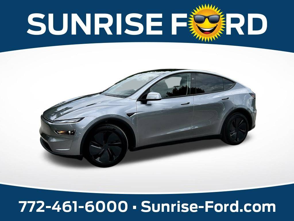 2026 Tesla Model Y Long Range — SUV — 2,607 mi — Fort Pierce, FL