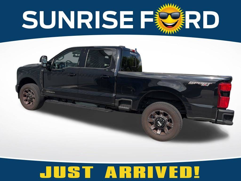 2024 Ford Super Duty F-350 LARIAT — Pickup Truck — 34,960 mi — Fort Pierce, FL
