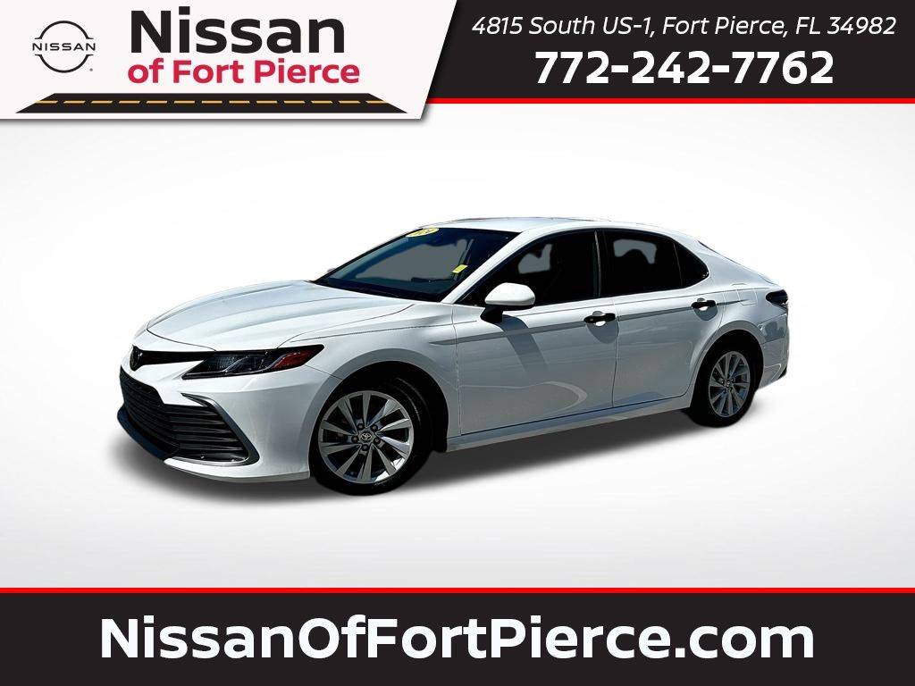 2024 Toyota Camry LE — Sedan — 5,689 mi — Fort Pierce, FL