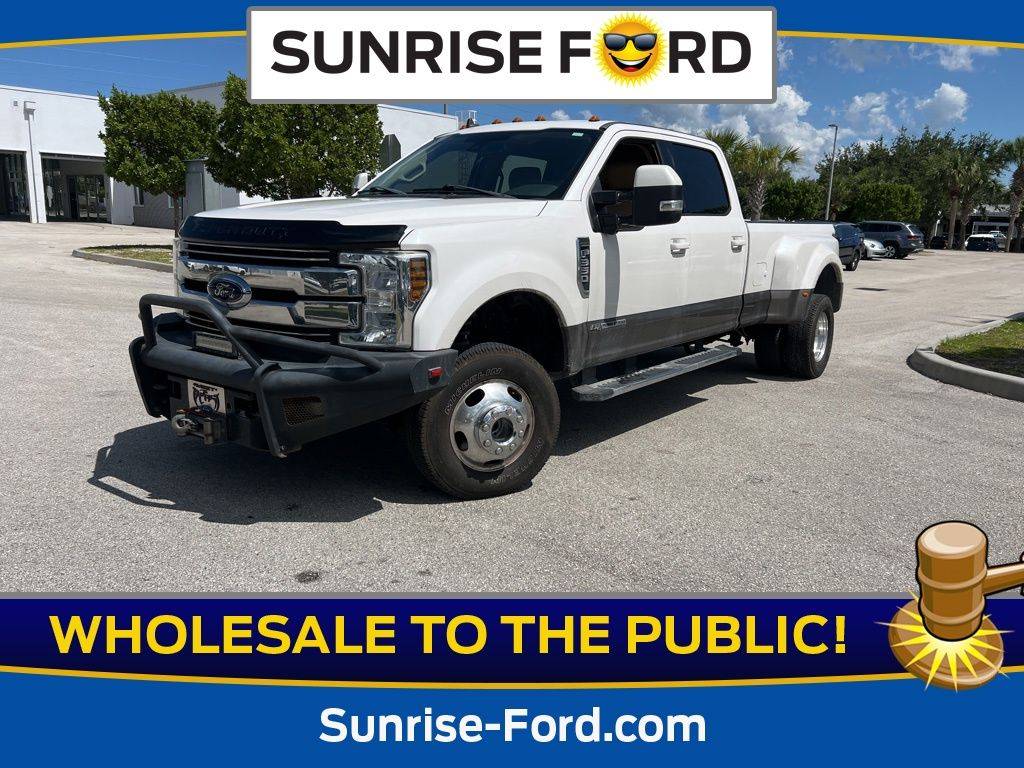 2019 Ford Super Duty F-350 Lariat — Pickup Truck — 141,255 mi — Fort Pierce, FL