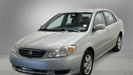 2004 Toyota Corolla LE — Sedan — 132,133 mi — Moon Township, PA