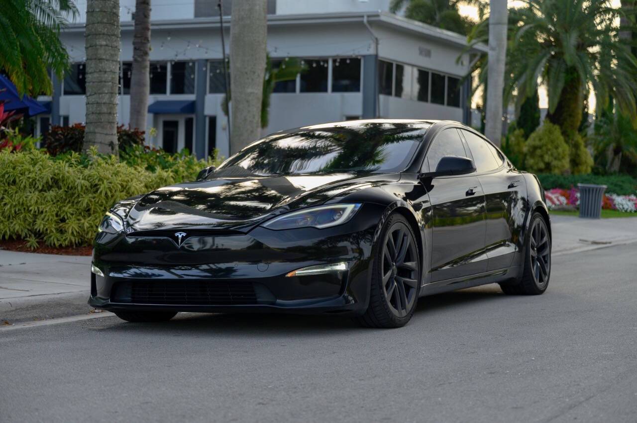 2022 Tesla Model S Long Range — Hatchback — 60,000 mi — Miami, FL