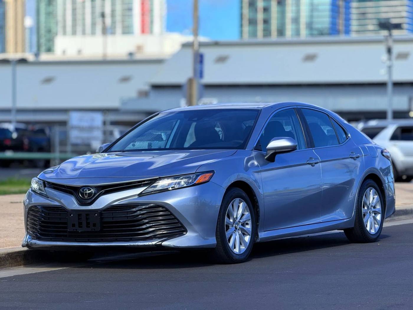 2020 Toyota Camry LE — Sedan — 37,422 mi — Honolulu, HI