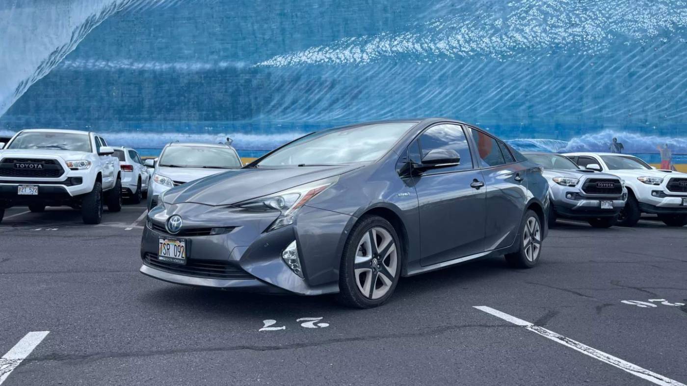 2018 Toyota Prius Four — Hatchback — 151,413 mi — Honolulu, HI