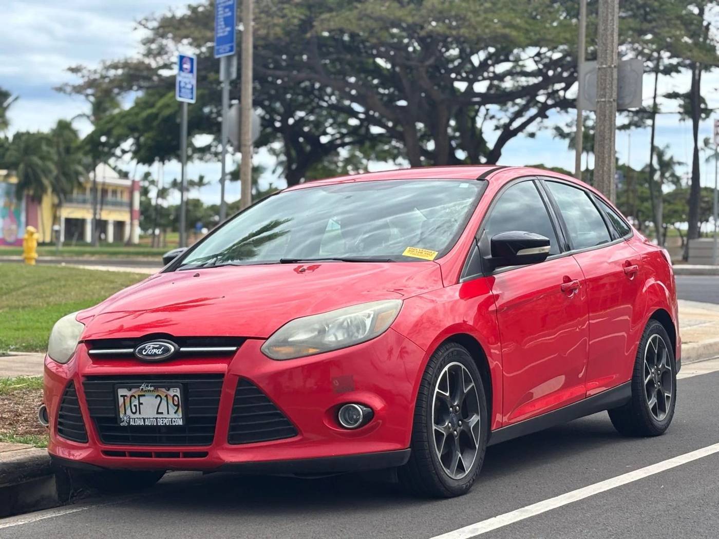 2014 Ford Focus SE — Sedan — 60,760 mi — Honolulu, HI