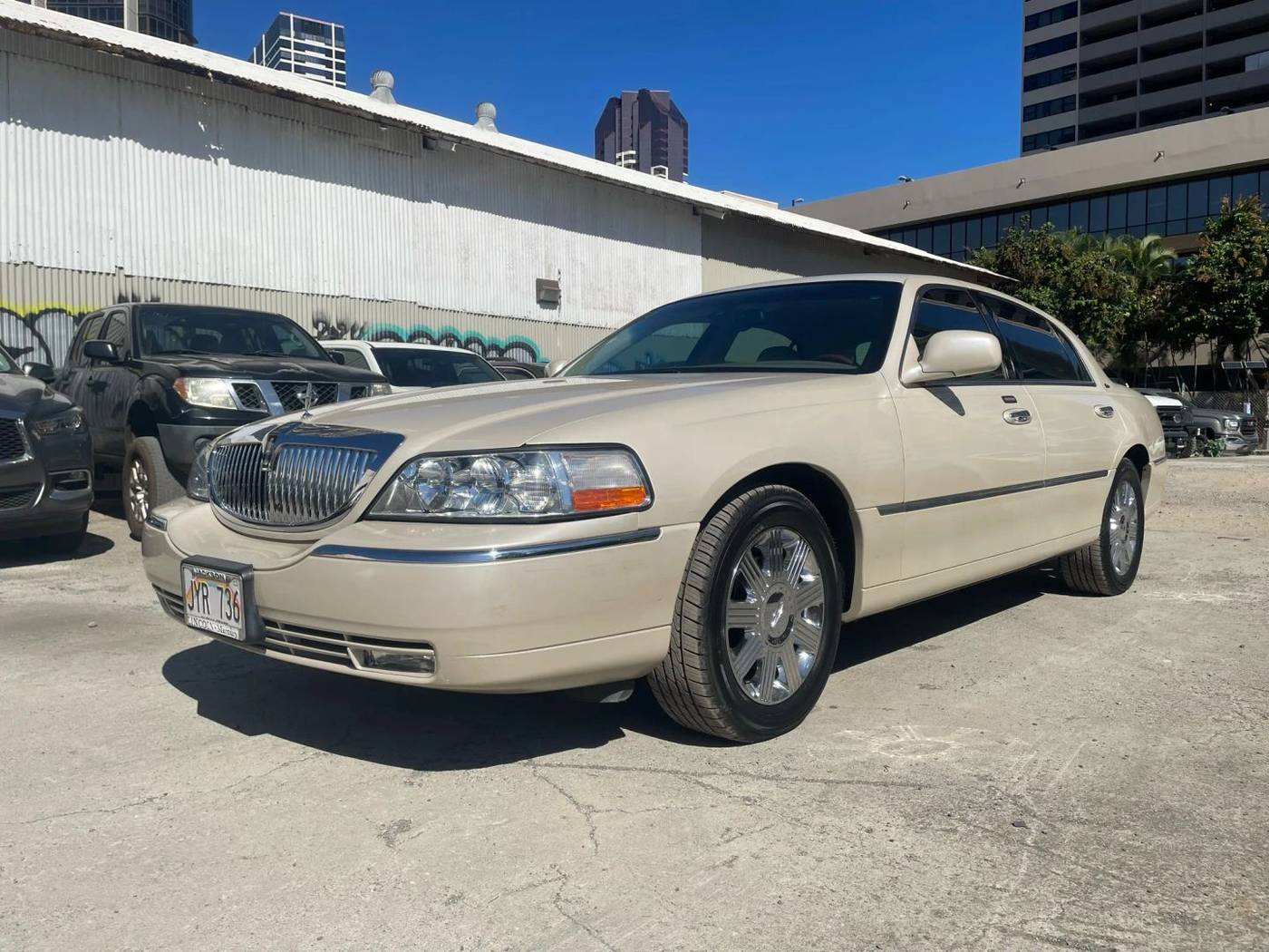 2003 Lincoln Town Car Cartier — Sedan — 20,279 mi — Honolulu, HI