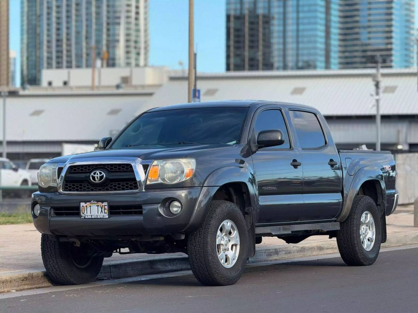 2011 Toyota Tacoma PreRunner — Pickup Truck — 146,076 mi — Honolulu, HI