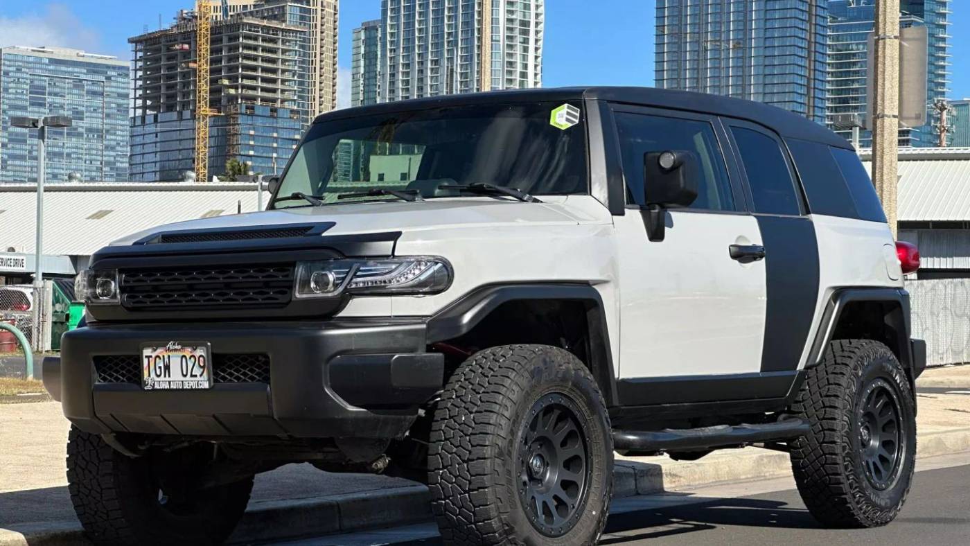 2007 Toyota FJ Cruiser Base — SUV — 195,639 mi — Honolulu, HI