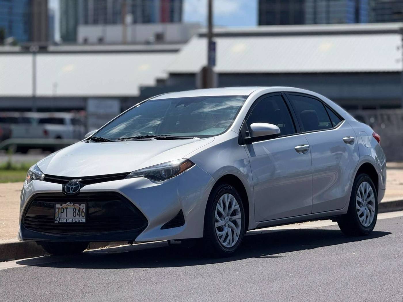 2018 Toyota Corolla LE — Sedan — 48,662 mi — Honolulu, HI