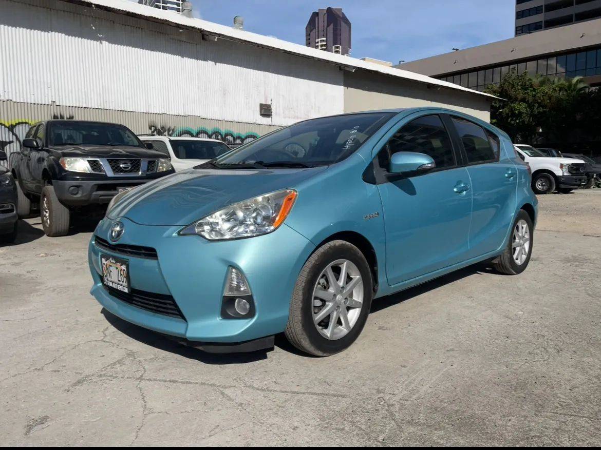2014 Toyota Prius c One — Hatchback — 88,147 mi — Honolulu, HI