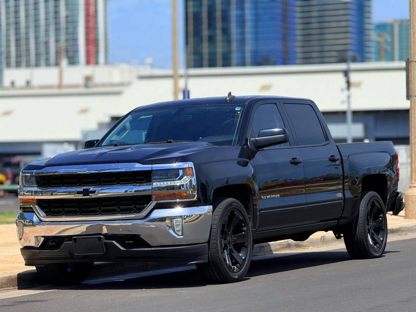 2018 Chevrolet Silverado 1500 LT — Pickup Truck — 85,750 mi — Honolulu, HI