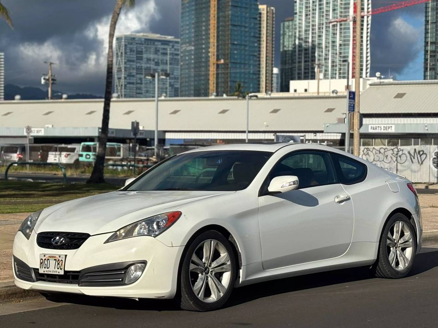 2010 Hyundai Genesis Coupe 3.8 Grand Touring — Coupe — 118,136 mi — Honolulu, HI