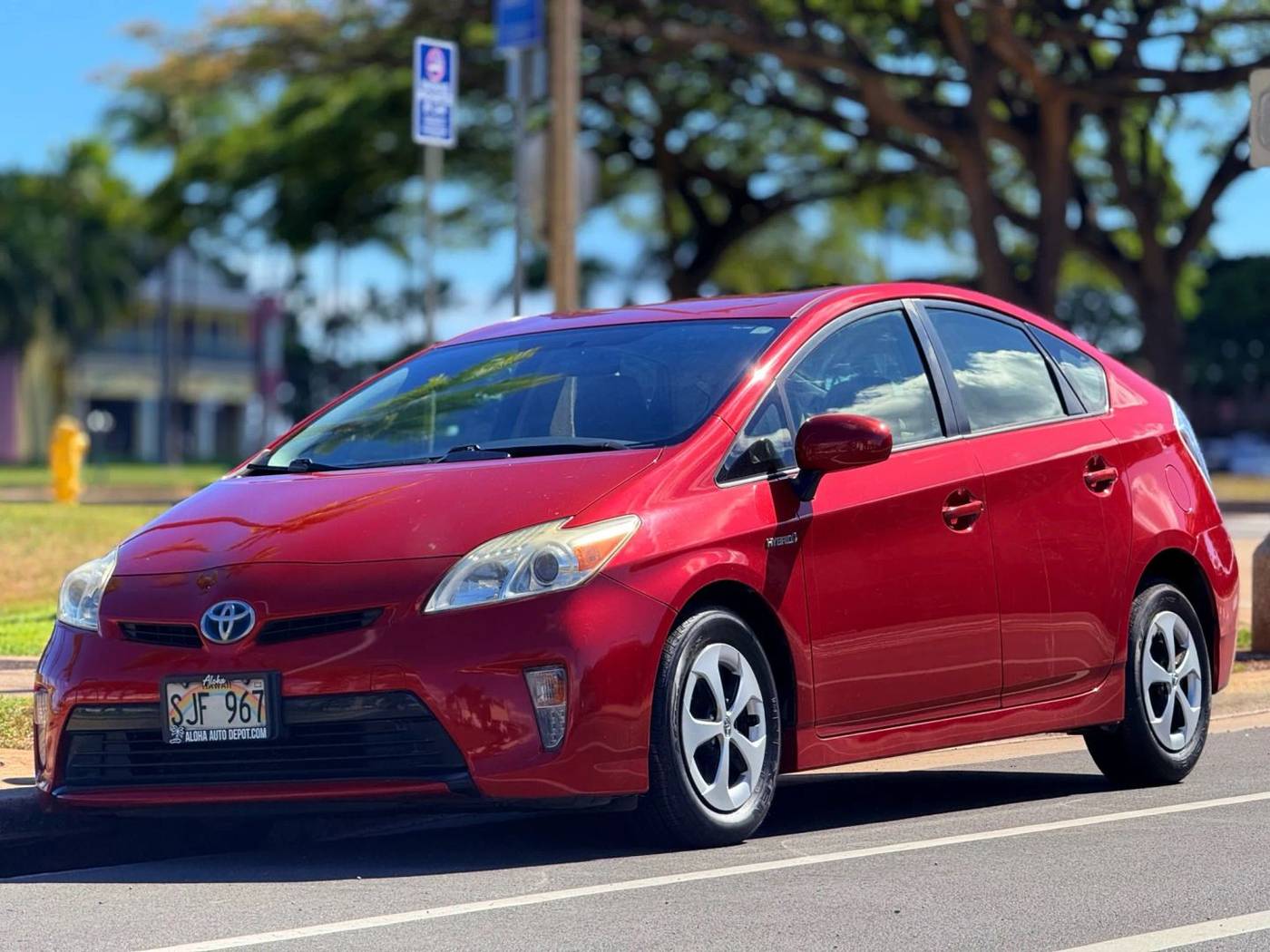 2014 Toyota Prius Two — Sedan — 88,987 mi — Honolulu, HI