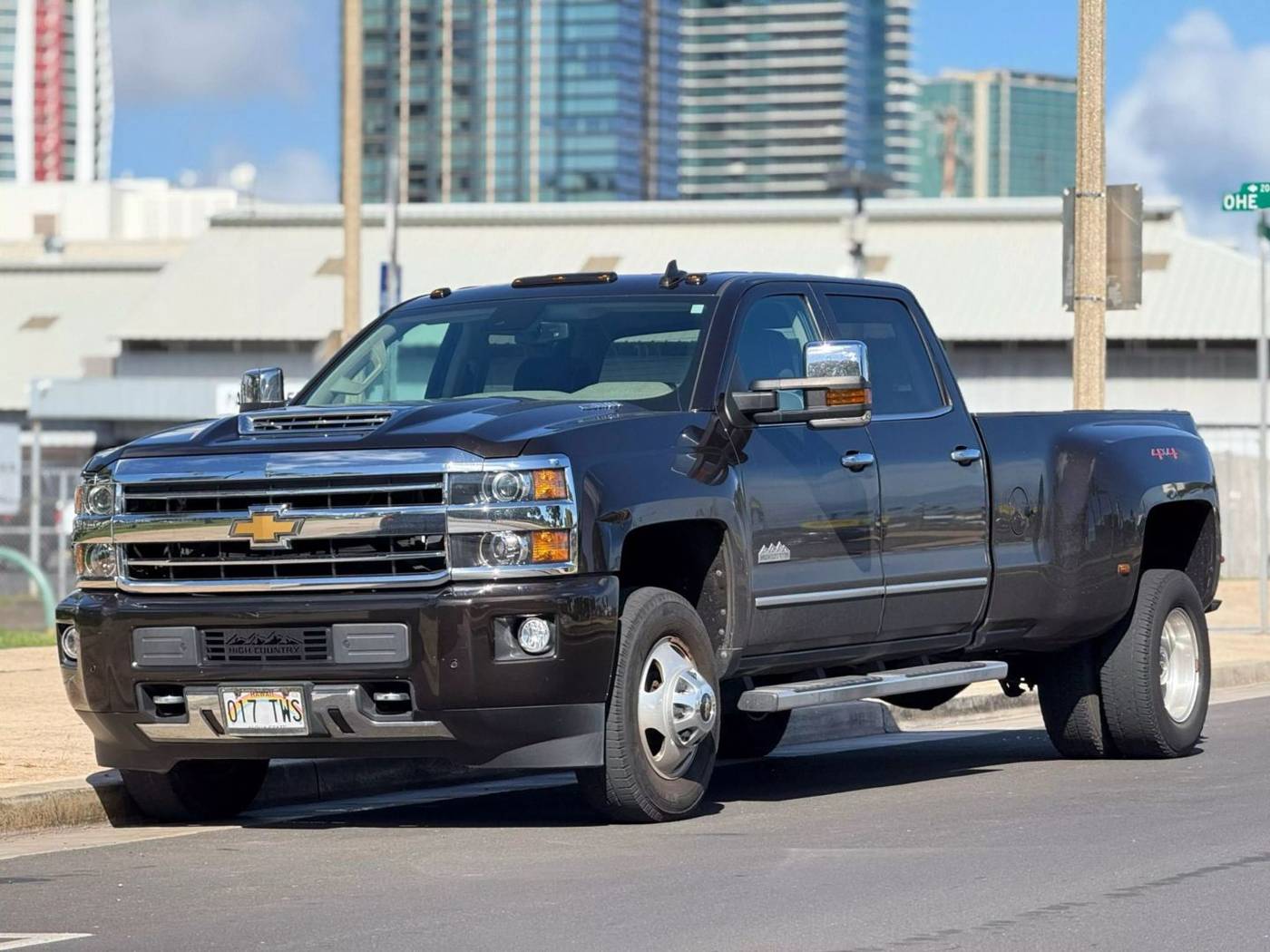 2018 Chevrolet Silverado 3500HD High Country — Pickup Truck — 41,864 mi — Honolulu, HI