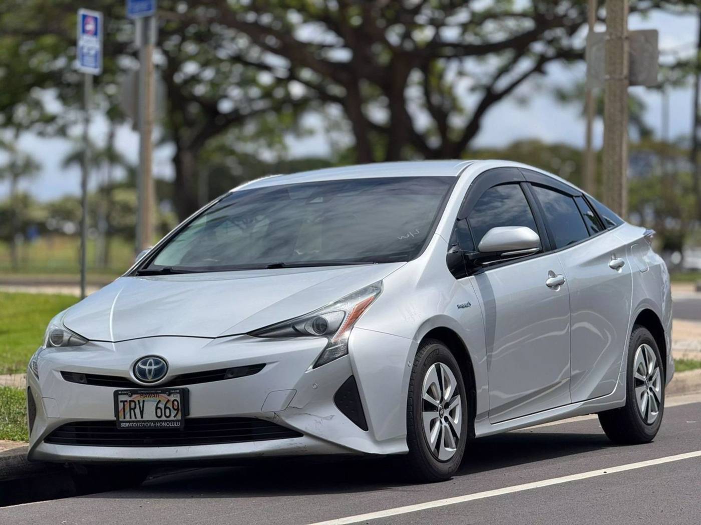 2018 Toyota Prius Two — Hatchback — 94,551 mi — Honolulu, HI