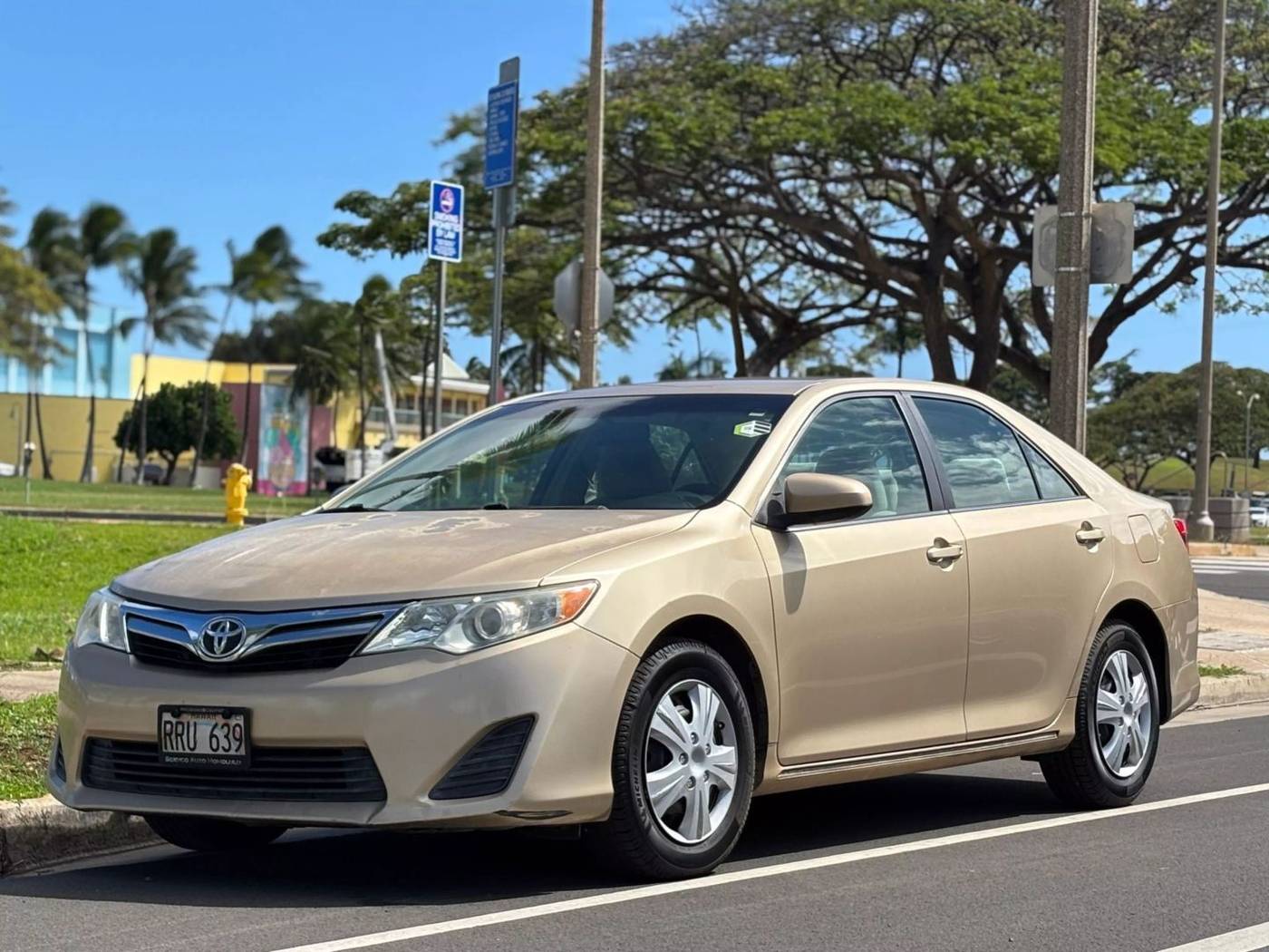 2012 Toyota Camry L — Sedan — 143,931 mi — Honolulu, HI