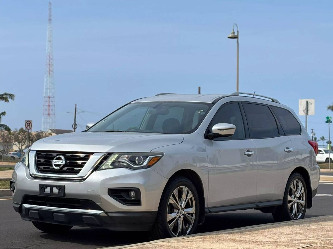 2017 Nissan Pathfinder SV — SUV — 65,301 mi — Honolulu, HI