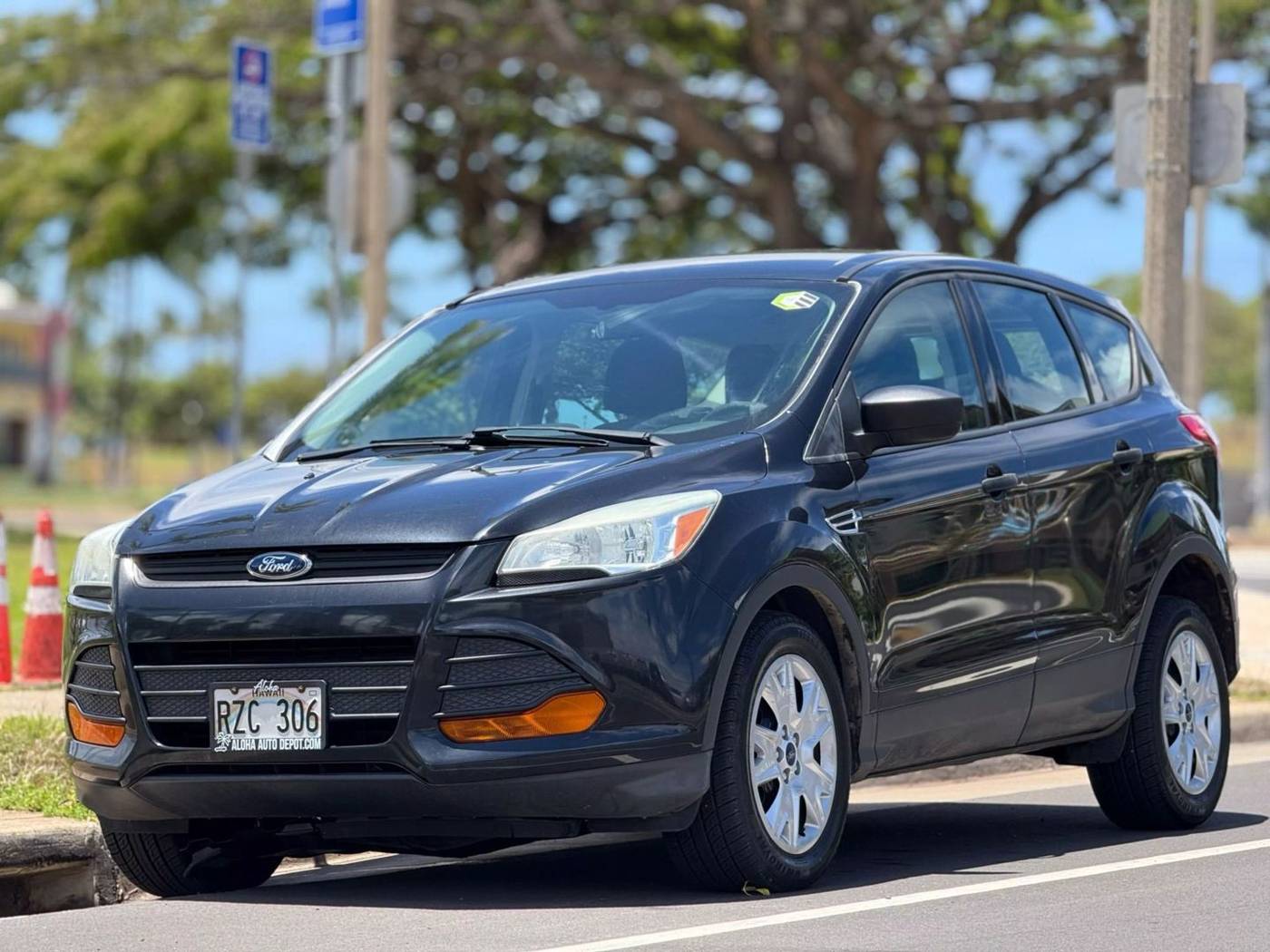 2013 Ford Escape S — SUV — 99,628 mi — Honolulu, HI