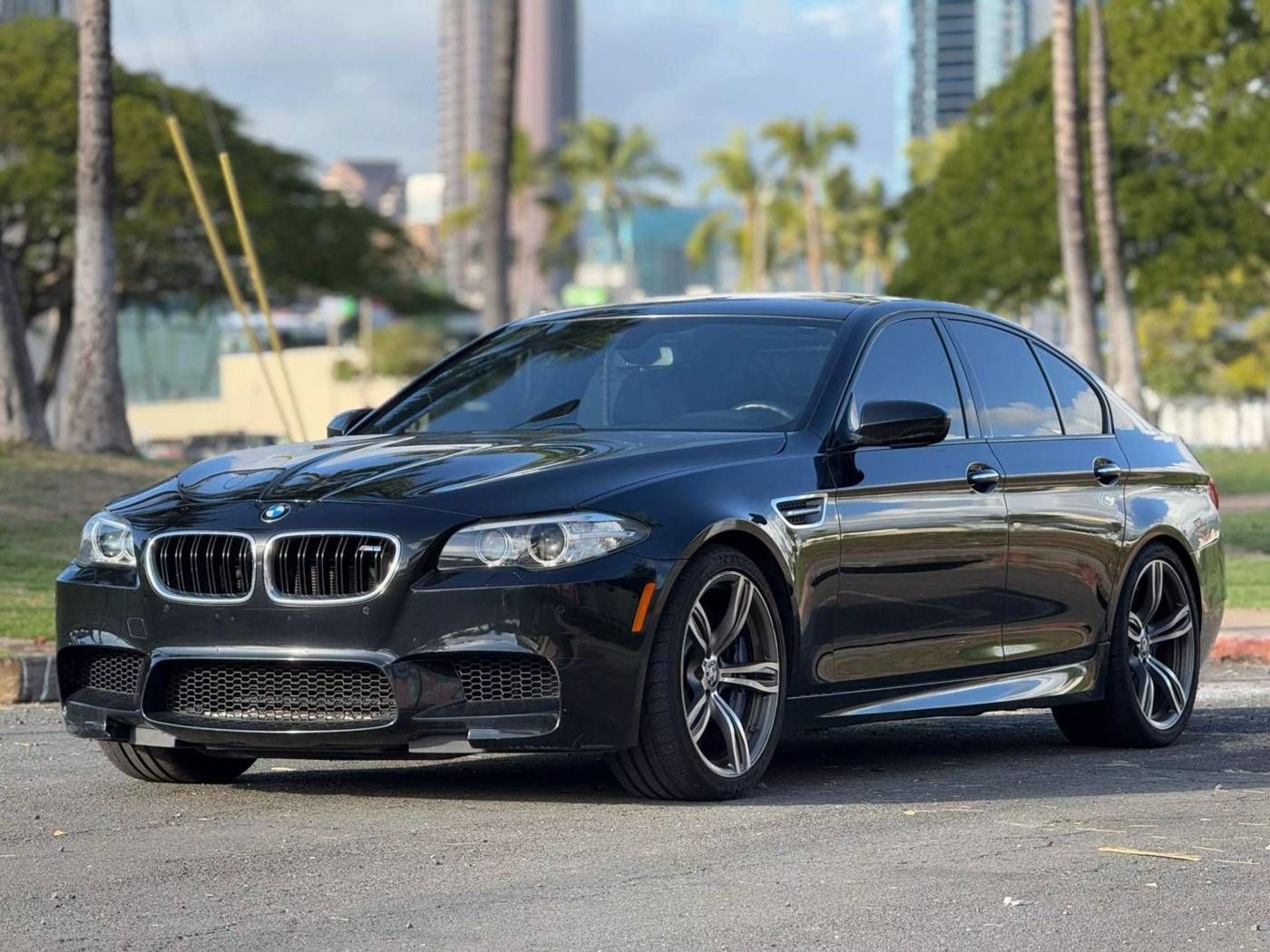 2014 BMW M5 Standard — Sedan — 76,729 mi — Honolulu, HI