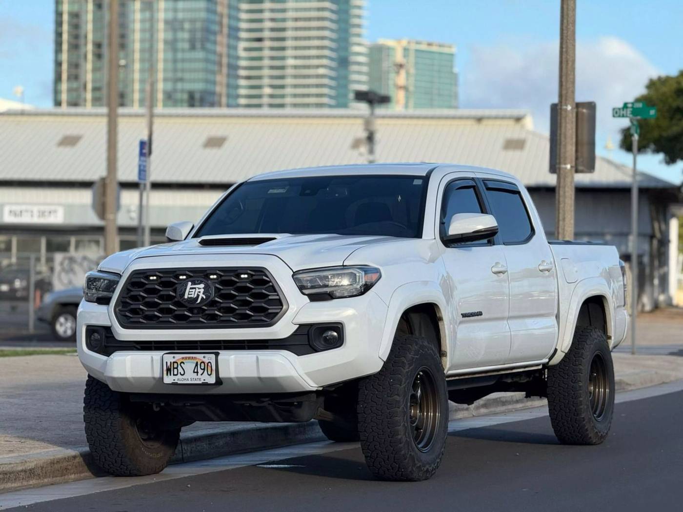 2020 Toyota Tacoma TRD Sport — Pickup Truck — 44,137 mi — Honolulu, HI