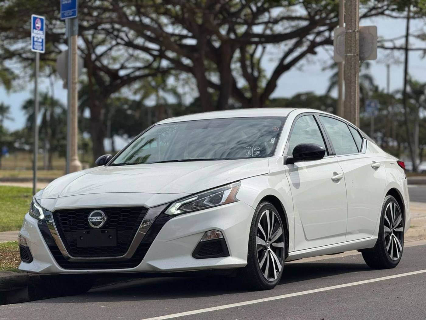 2019 Nissan Altima SR — Sedan — 46,747 mi — Honolulu, HI
