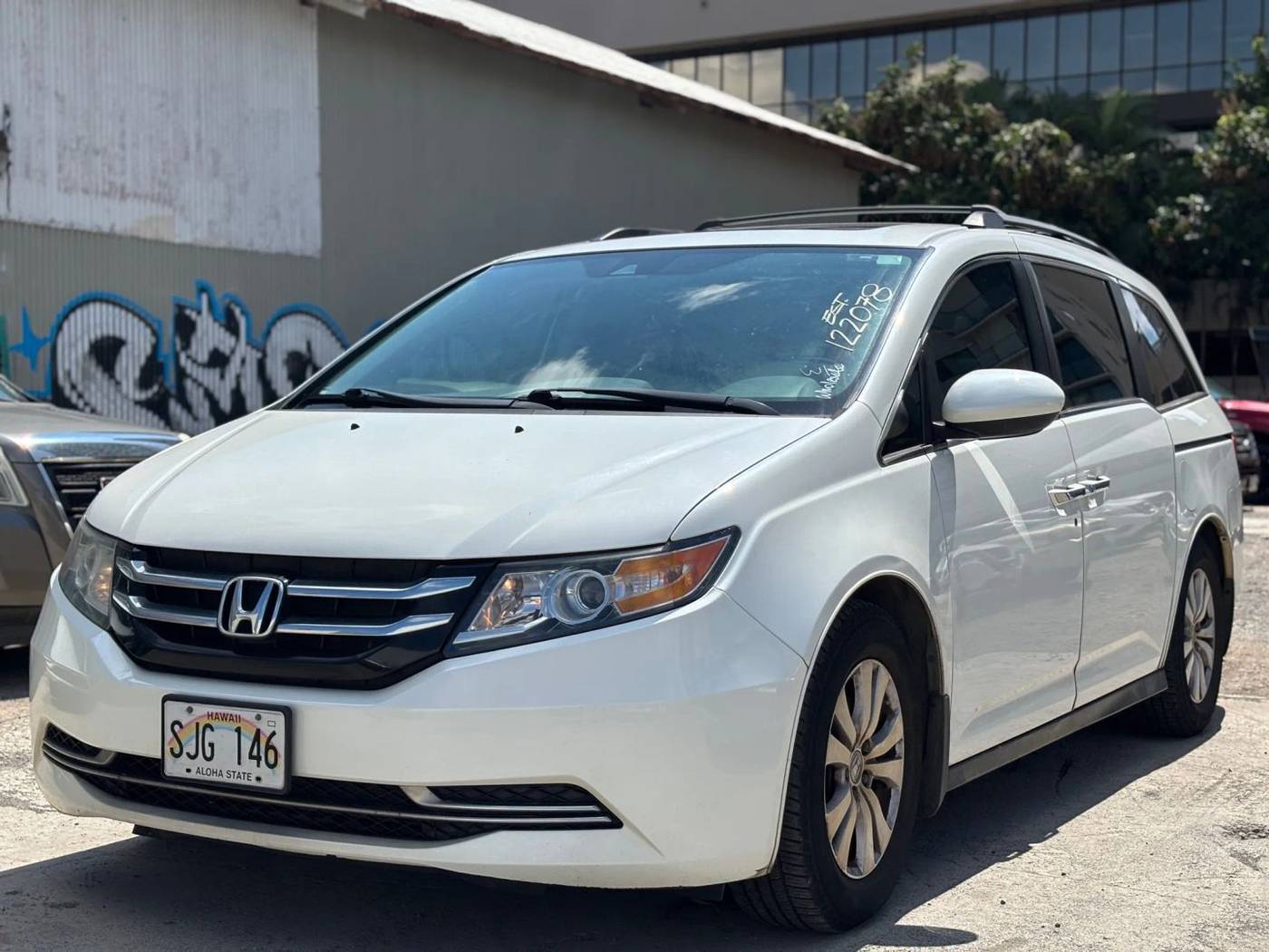 2014 Honda Odyssey EX-L — Minivan — 94,423 mi — Honolulu, HI